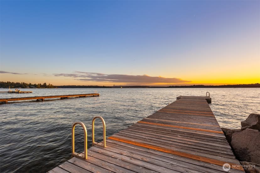 Property photo for 6225 Lake Washington Boulevard NE #209, Kirkland photo 32