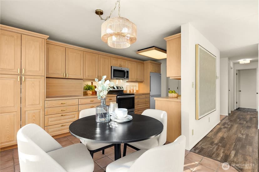 Property photo for 6225 Lake Washington Boulevard NE #209, Kirkland photo 16