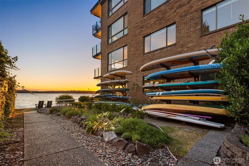 Property photo for 6225 Lake Washington Boulevard NE #209, Kirkland photo 30