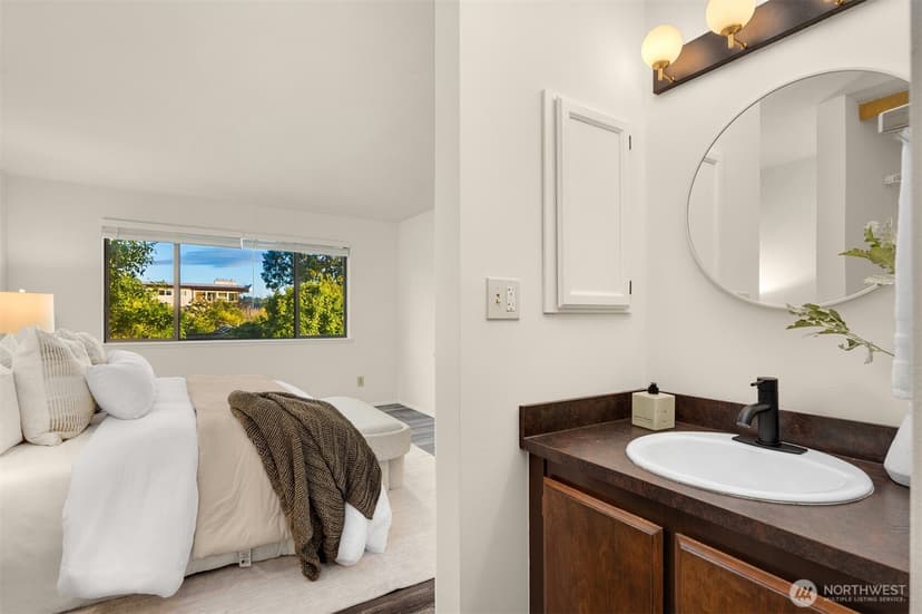 Property photo for 6225 Lake Washington Boulevard NE #209, Kirkland photo 24