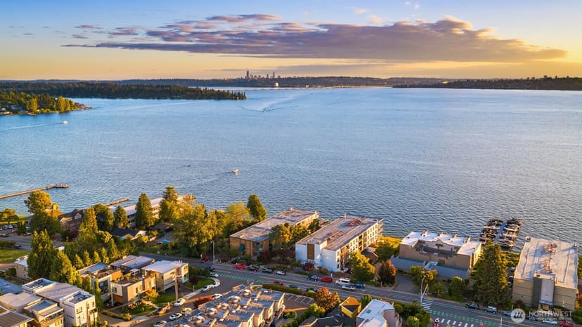 Property photo for 6225 Lake Washington Boulevard NE #209, Kirkland photo 36