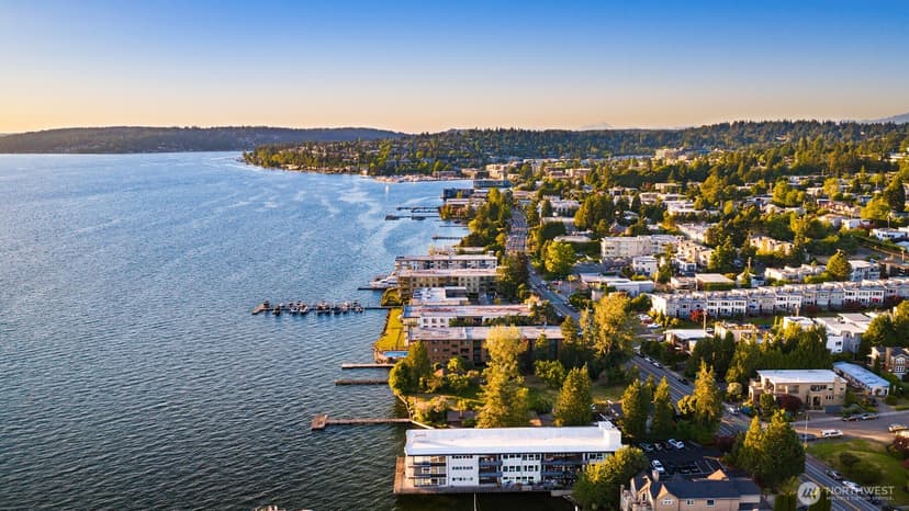 Property photo for 6225 Lake Washington Boulevard NE #209, Kirkland photo 38