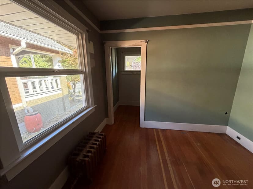 Property photo for 1211 N 50th Street, Seattle photo 10