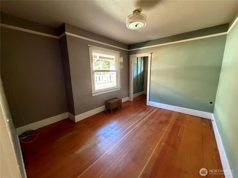 Property photo for 1211 N 50th Street, Seattle photo 9
