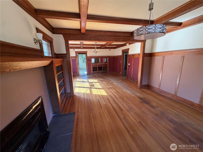 Property photo for 1211 N 50th Street, Seattle photo 6