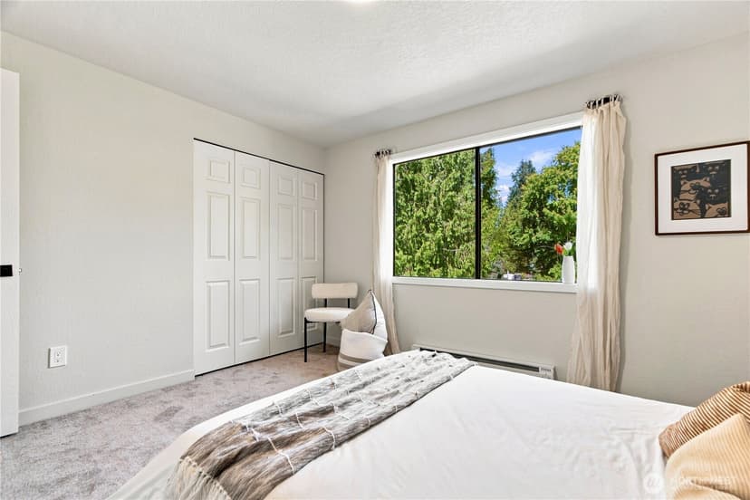 Property photo for 13430 33rd Place W #Unit B, Lynnwood photo 16
