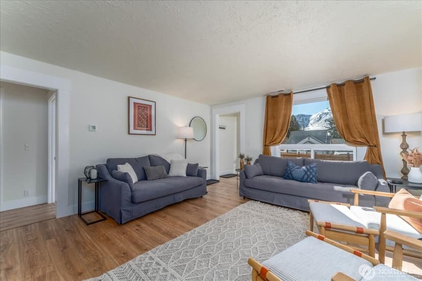 Property photo for 507 E Wapato Avenue, Chelan photo 5