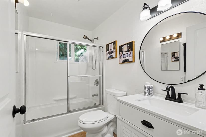 Property photo for 2618 NE 9th St, Renton photo 14
