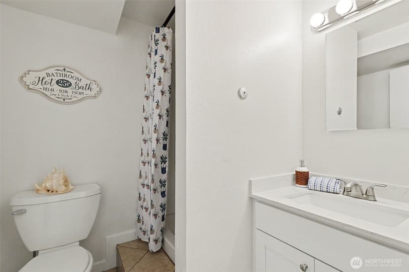 Property photo for 2618 NE 9th St, Renton photo 11