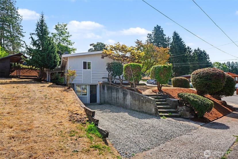 Property photo for 2618 NE 9th St, Renton photo 27