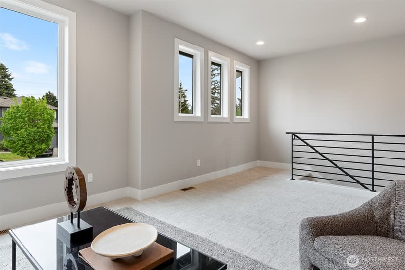 Property photo for 7825 NE 143rd Street, Kirkland photo 19