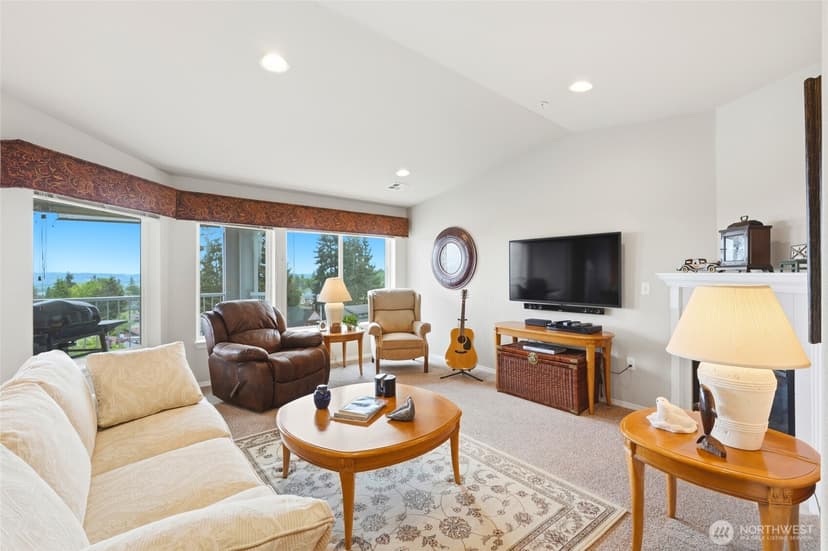 Property photo for 1318 37th Street #3-534, Everett photo 12