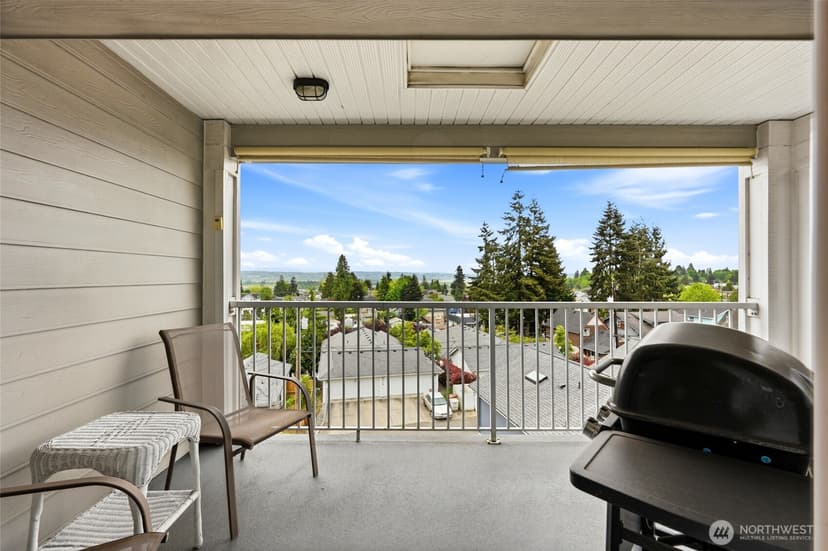 Property photo for 1318 37th Street #3-534, Everett photo 17