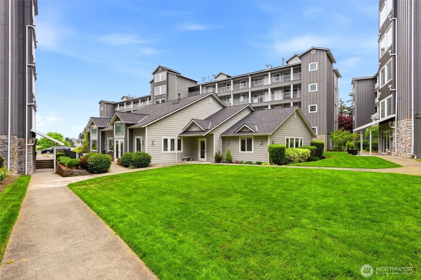 Property photo for 1318 37th Street #3-534, Everett photo 30
