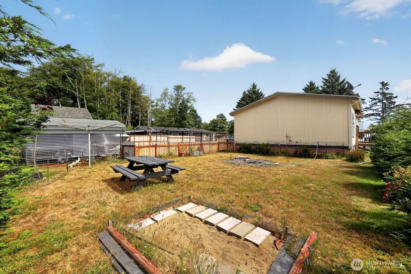 Property photo for 505 Chenois Avenue SE, Ocean Shores photo 25