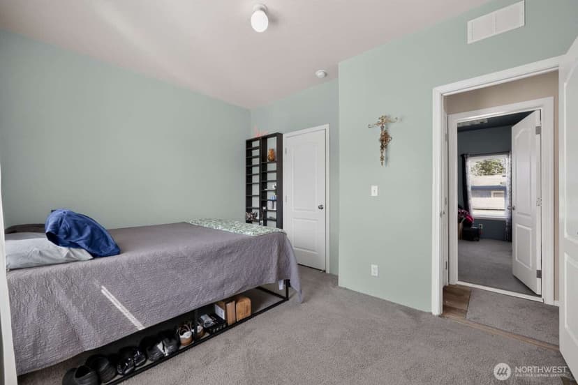 Property photo for 505 Chenois Avenue SE, Ocean Shores photo 17