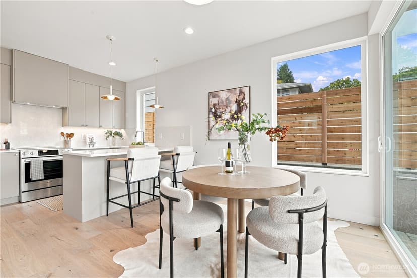 Property photo for 2646 41st Avenue SW #D, Seattle photo 27