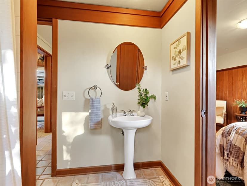 Property photo for 325 NW 74th Street, Seattle photo 21