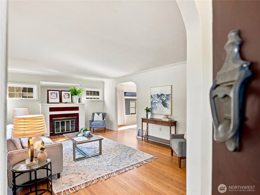 Property photo for 7719 Ashworth Avenue N, Seattle photo 8