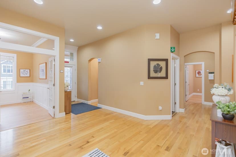 Property photo for 1012 20th Avenue Ct SW, Puyallup photo 5