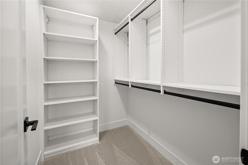 Property photo for 613 B 18th Avenue E, Seattle photo 13