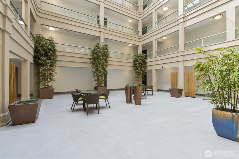 Property photo for 500 5th Avenue W #601, Seattle photo 24
