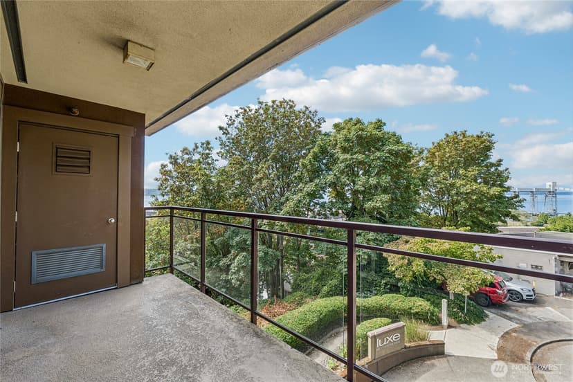 Property photo for 500 5th Avenue W #601, Seattle photo 23
