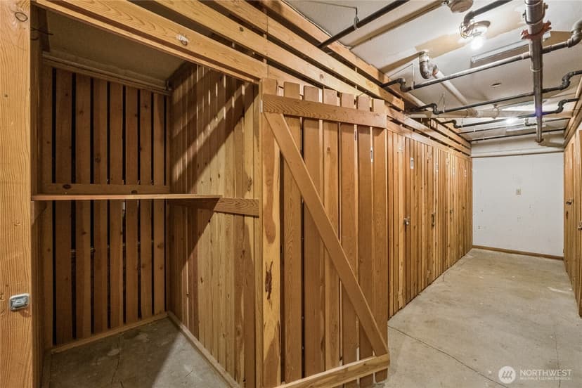 Property photo for 500 5th Avenue W #601, Seattle photo 29