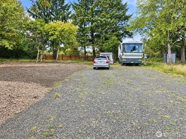 Property photo for 549 Point Brown Avenue SW, Ocean Shores photo 2