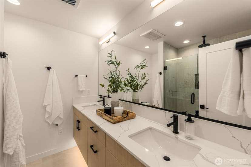 Property photo for 1914 C Ferry Avenue SW, Seattle photo 19