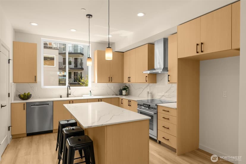 Property photo for 1914 C Ferry Avenue SW, Seattle photo 6