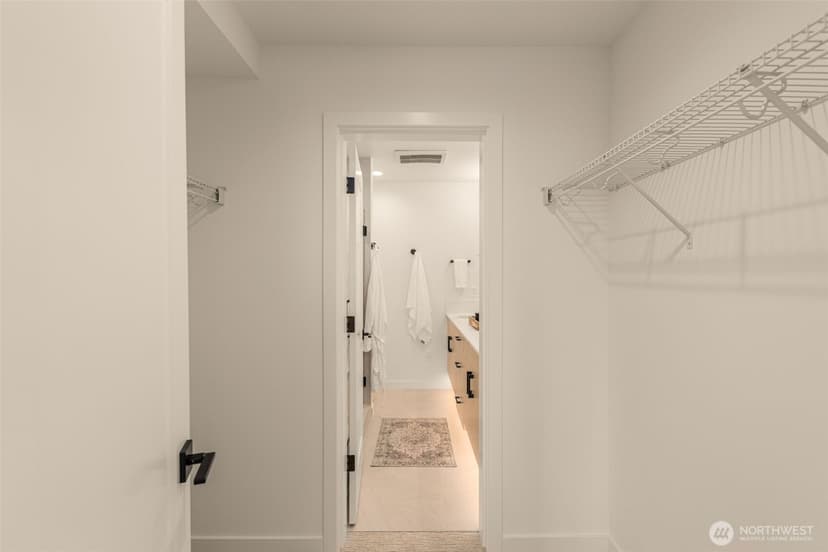 Property photo for 1914 C Ferry Avenue SW, Seattle photo 18