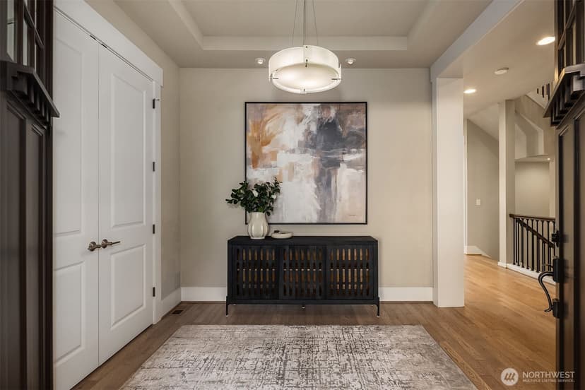 Property photo for 2227 77th Avenue SE, Mercer Island photo 4