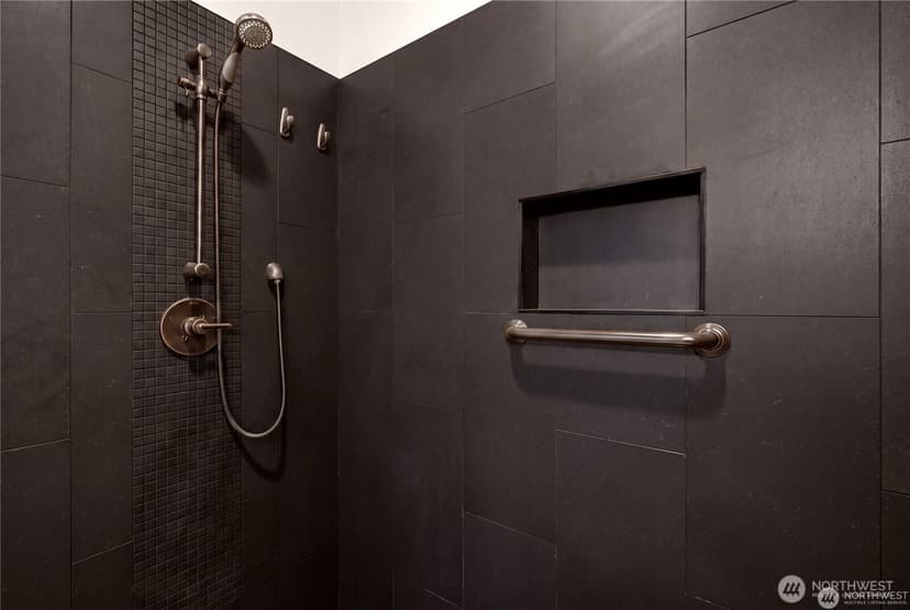 Property photo for 505 Broadway #704, Tacoma photo 28