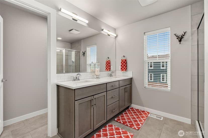 Property photo for 9812 6th Avenue SW, Seattle photo 21