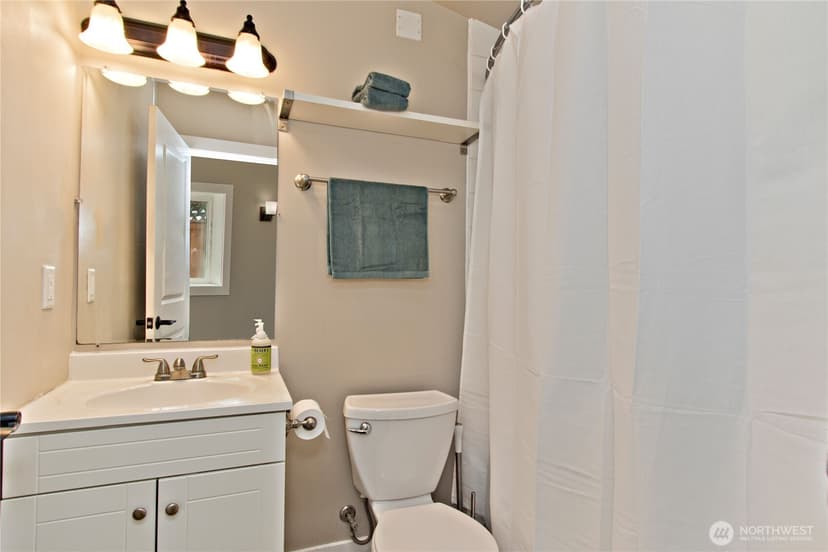 Property photo for 3121 N Bennett Street, Tacoma photo 8