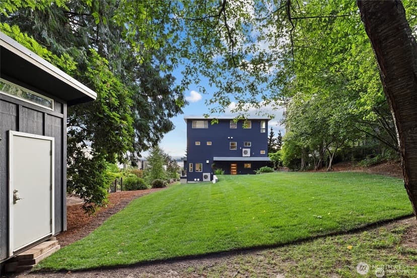Property photo for 6304 Lakeview Drive, Kirkland photo 39