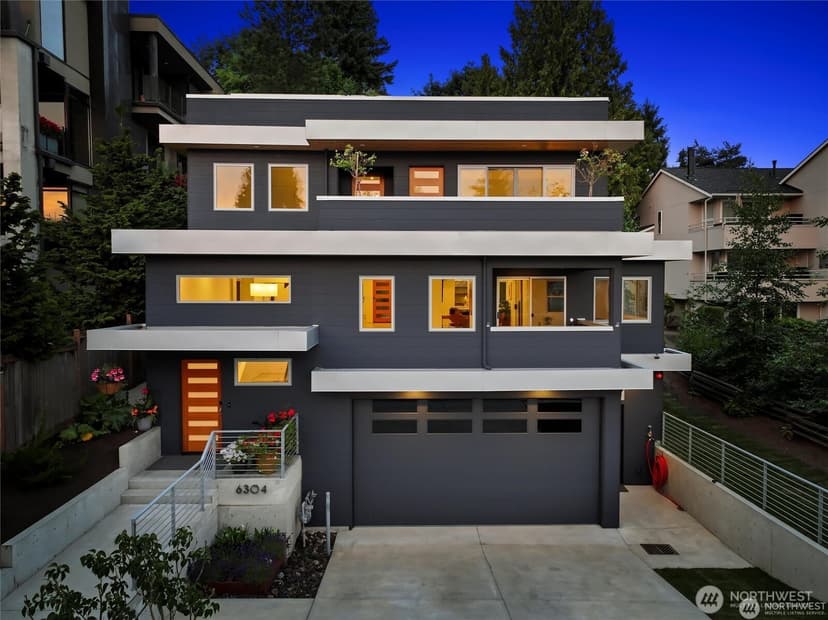 Property photo for 6304 Lakeview Drive, Kirkland