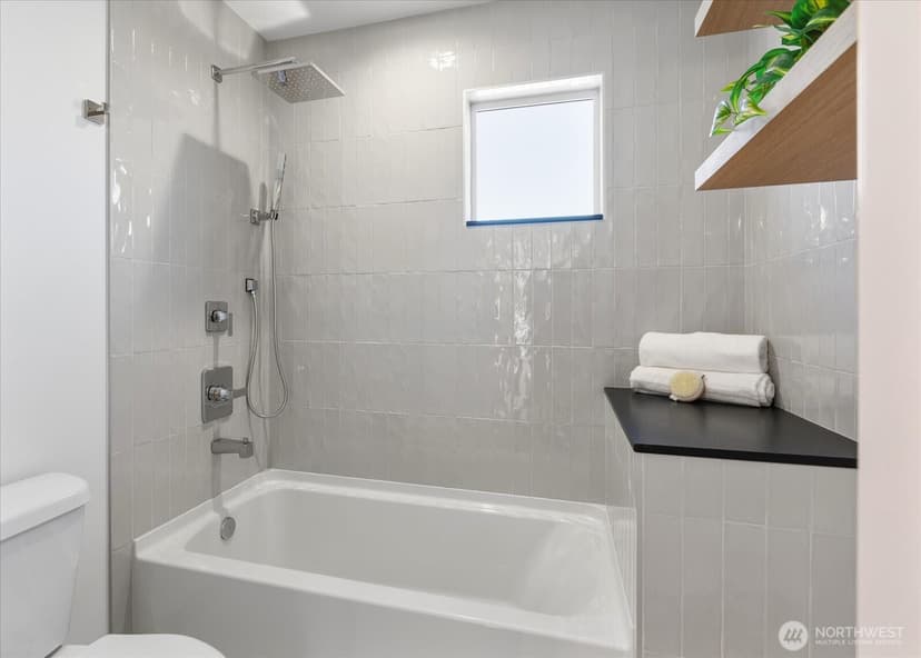 Property photo for 4416 B Corliss Avenue N, Seattle photo 22