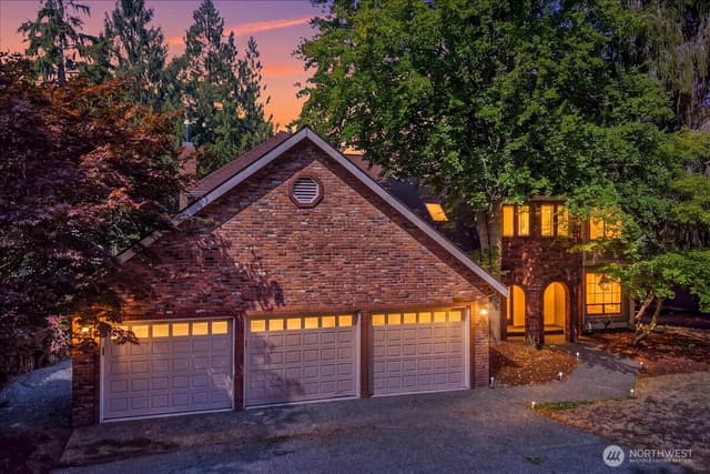 Property photo for 14037 205th Avenue NE, Woodinville