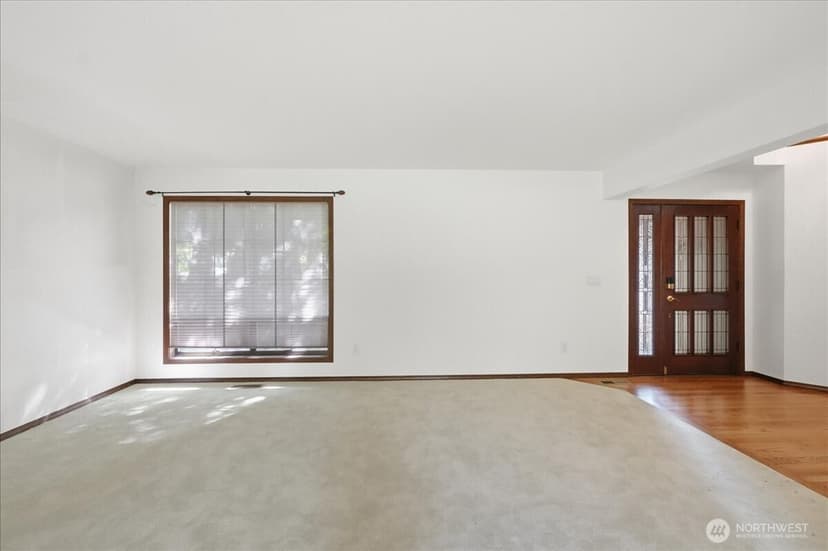 Property photo for 14037 205th Avenue NE, Woodinville photo 7