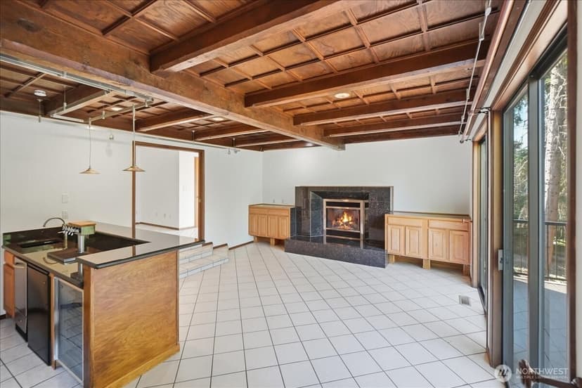 Property photo for 14037 205th Avenue NE, Woodinville photo 18