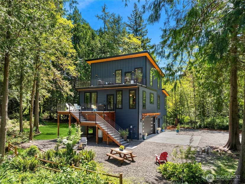 Property photo for 10399 NE Pine Way, Bainbridge Island photo 39