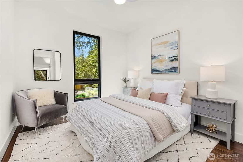 Property photo for 10399 NE Pine Way, Bainbridge Island photo 15