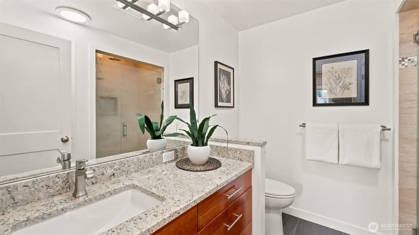 Property photo for 1703 128th Avenue SE, Bellevue photo 16