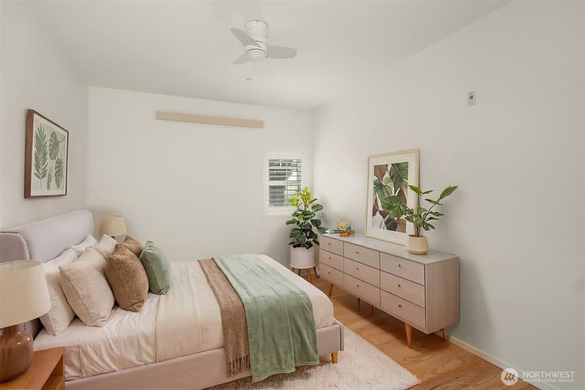Property photo for 1731 10th Avenue NE #B115, Issaquah photo 6