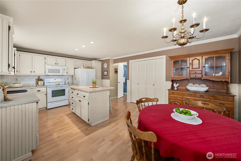 Property photo for 303 S 325th Lane #22D, Federal Way photo 17