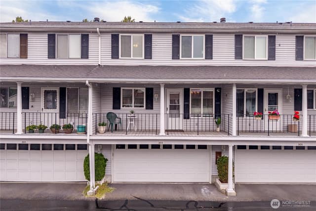 Property photo for 303 S 325th Lane #22D, Federal Way photo 4