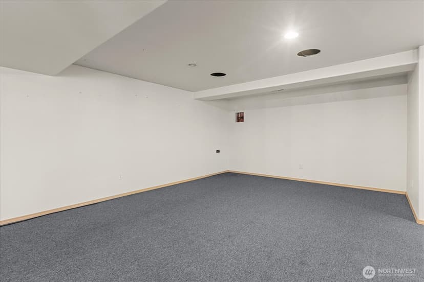Property photo for 2505 Lake Drive, Lake Stevens photo 27