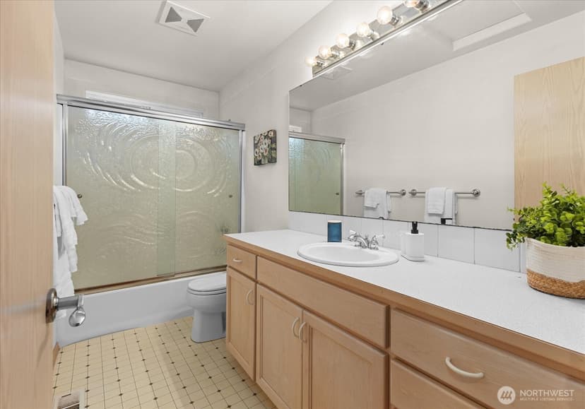 Property photo for 2505 Lake Drive, Lake Stevens photo 14